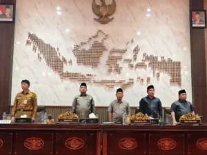 DPRD Sumenep menggelar rapat paripurna tentang penyampaian hasil serap aspirasi atau reses ketiga 2025, Selasa (01/09). (Foto Ist/Humas DPRD Sumenep)