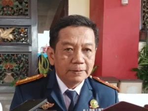 Kepala Dinas Perumahan Rakyat, Kawasan Permukiman, dan Perhubungan (Disperkimhub) Sumenep, Yayak Nurwahyudi. (Foto KM-05)