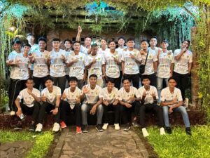 Pemain Perssu Madura City usai "launching" di salah satu cafe di Kecamatan Kota, Sumenep, Senin (8/12) malam. (Ist)