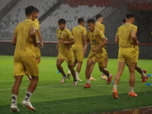 Pemain Madura United menjalani official training di Stadion Gelora Bung Karno Jakarta, Kamis (22/1). (Ist)